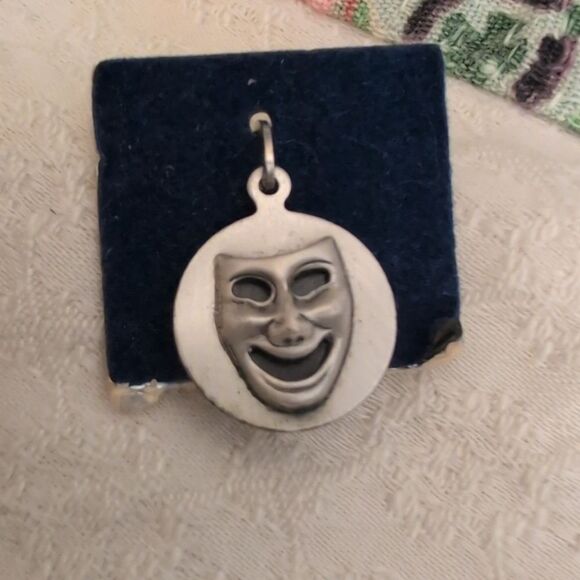 Vintage 70s Comedy Tragedy Drama sterling silver‎ pendant/charm lot - Picture 10 of 15